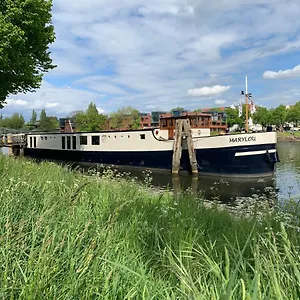 Ms Marylou Lübeck